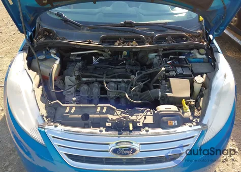 2013 Ford Fiesta Se z USA, uszkodzony, nr VIN 3FADP4BJ8DM214219